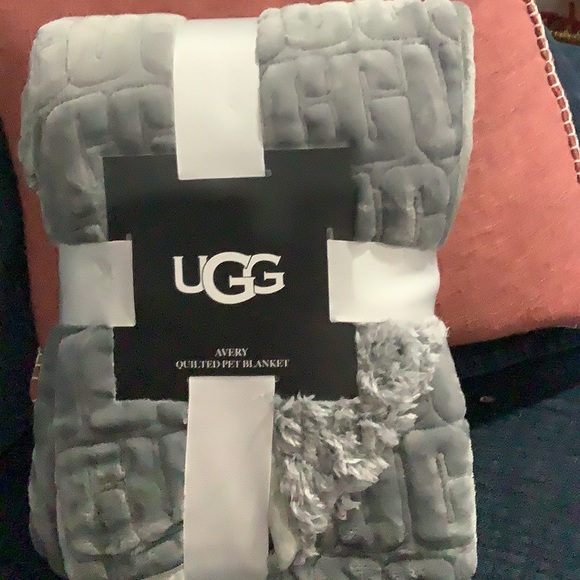 UGG Other - Brand new UGG pet blanket